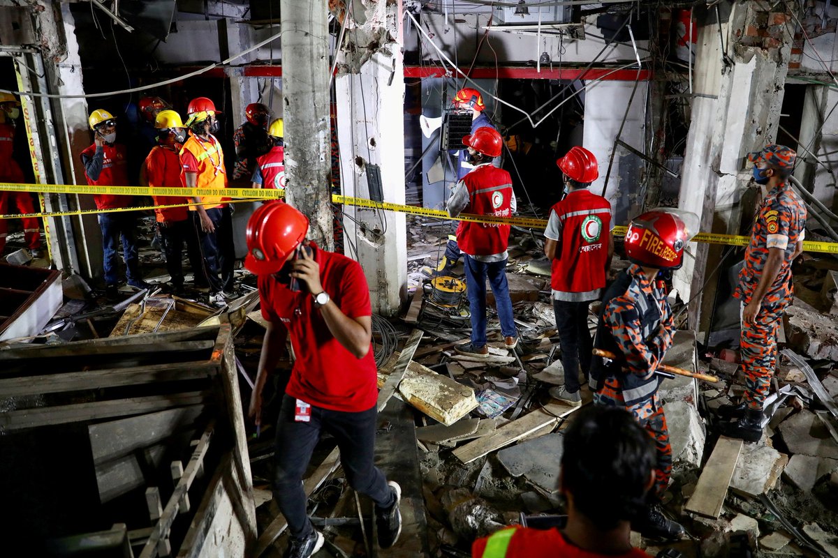 Bangladesh- At least 8 people killed, more than 50 people wounded in explosion in Bangladeshi capital Dhaka, police say. Cause of blast not known