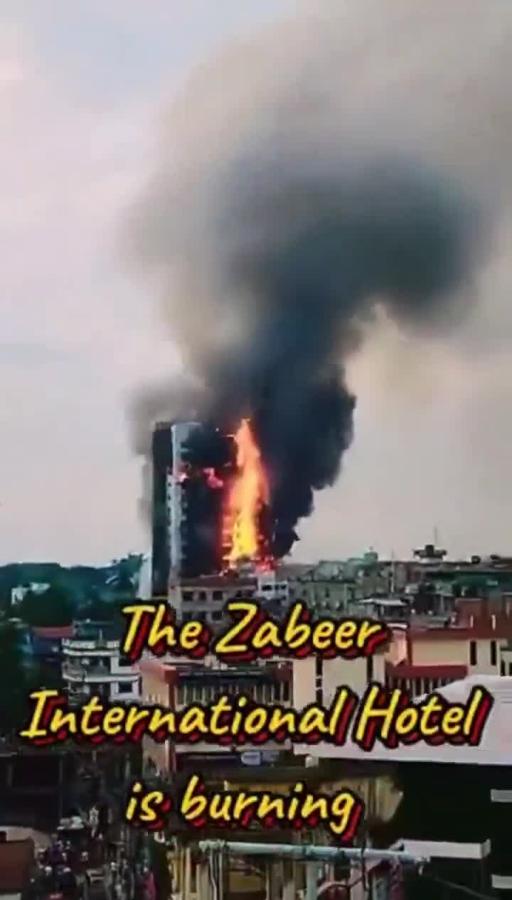 25 personas murieron y más de 150 fueron hospitalizadas después de que mafiosos islamistas en Jashore de Bangladesh incendiaran el hotel Zabeer ubicado en el suroeste de Bangladesh. Los mafiosos buscaban a Shahin Chakladar, diputado del derrocado partido gobernante, la Liga Awami.